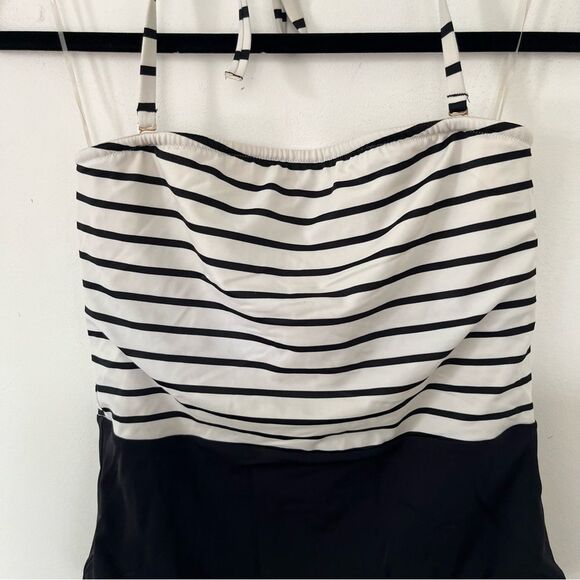 Victoria's Secret Black White Stripe One Piece Convertible Strap Swimsuit - Picture 11 of 11